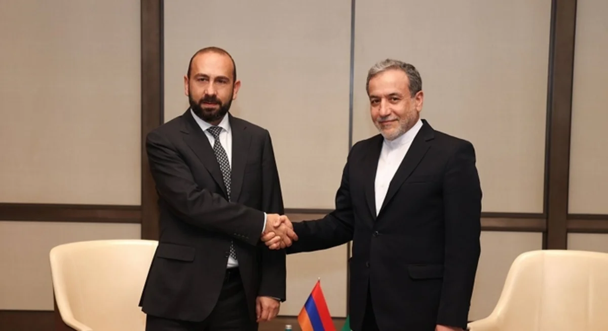 Mirzoyan and Araghchi discuss regional situation