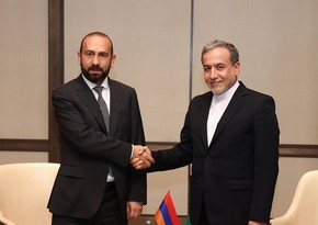 Mirzoyan və Əraqçi regiondakı vəziyyəti müzakirə ediblər