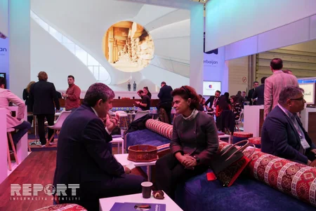 Azərbaycan Böyük Britaniyada keçirilən turizm sərgisində iştirak edir - FOTO