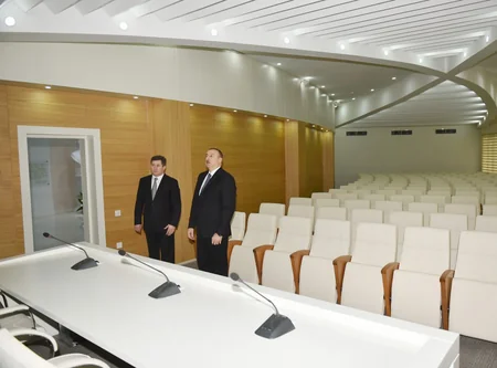 ​Prezident İlham Əliyev Əmlak Məsələləri Dövlət Komitəsinin yeni Mərkəzinin açılışında iştirak edib - FOTO