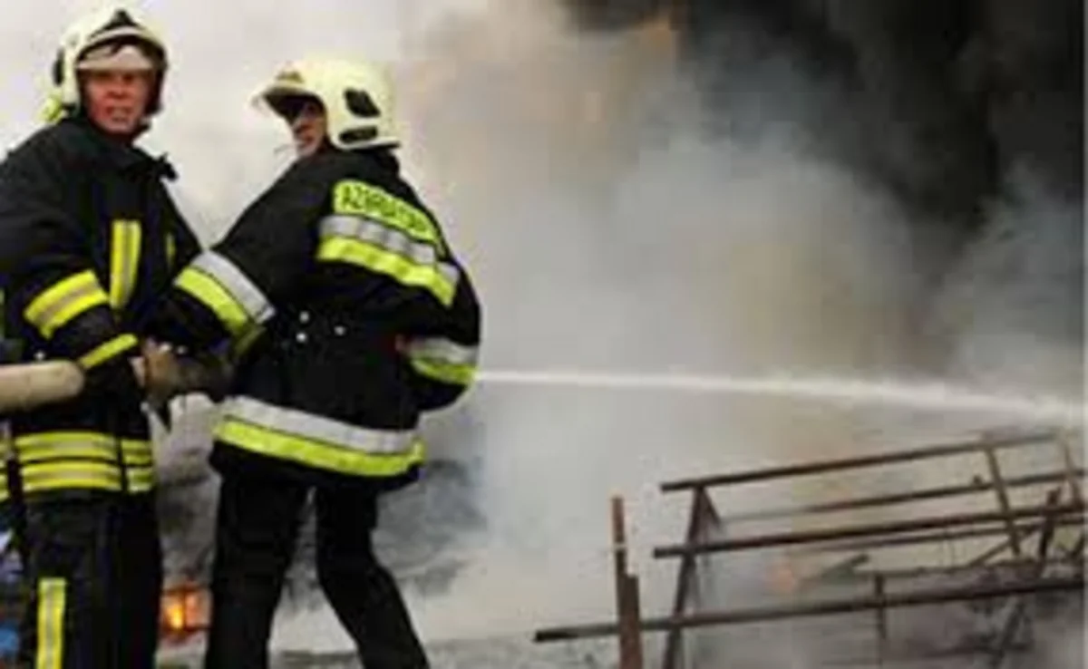 Sumqayıtda yeni tikilən binada yanğın olub
