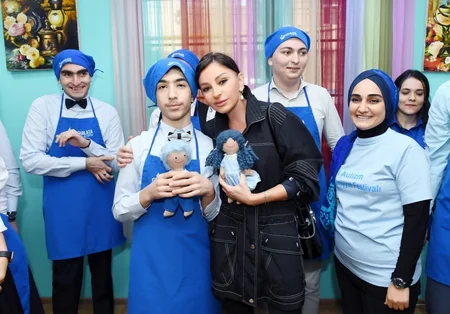 Mehriban Əliyeva Bakıdakı Autizm sindromlu uşaqlar üçün reabilitasiya Mərkəzini ziyarət edib