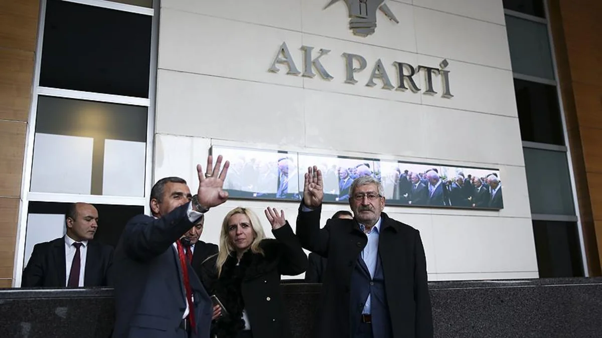 CHP sədrinin qardaşı AKP-yə üzv olub