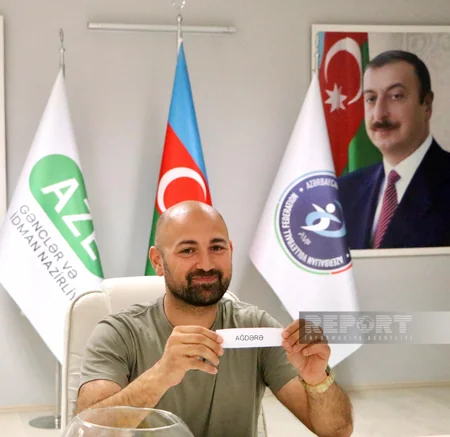Jurnalistlər arasında Zəfər Kubokunun püşkatma mərasimi keçirilib