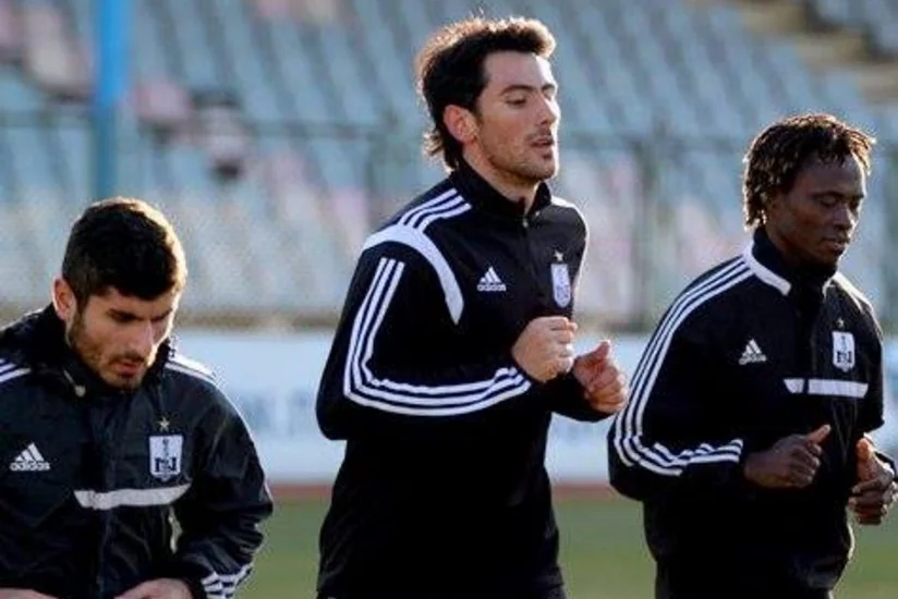 Neftçi transferə çıxardığı futbolçularından biri ilə müqaviləni pozub