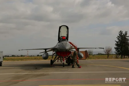 В Азербайджане успешно продолжаются совместные летно-тактические учения TurAz Qartalı - 2017 - ФОТО