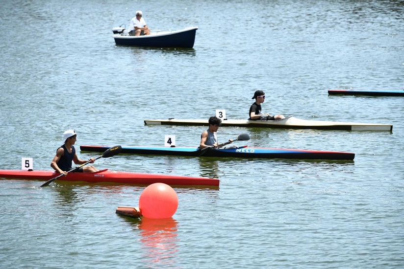 Baku hosts open rowing championship