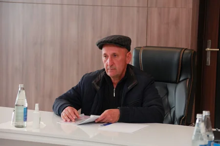 Daşınmaz Əmlakın Dövlət Kadastrı və Reyestrinin sədri Şəkidə vətəndaşları qəbul edib