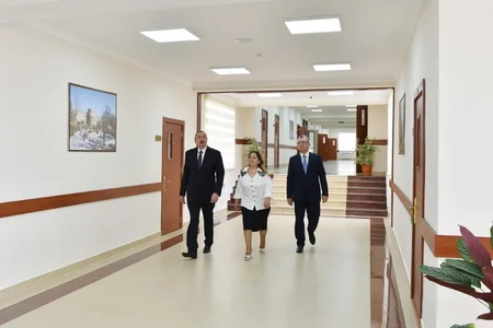 Prezident İlham Əliyev 101 nömrəli məktəbin əsaslı təmir və yenidənqurmadan sonrakı vəziyyəti ilə tanış olub - YENİLƏNİB