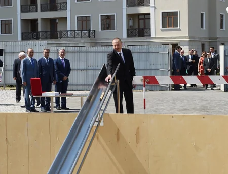 Президент Ильхам Алиев заложил фундамент третьего здания для журналистов - ОБНОВЛЕНО