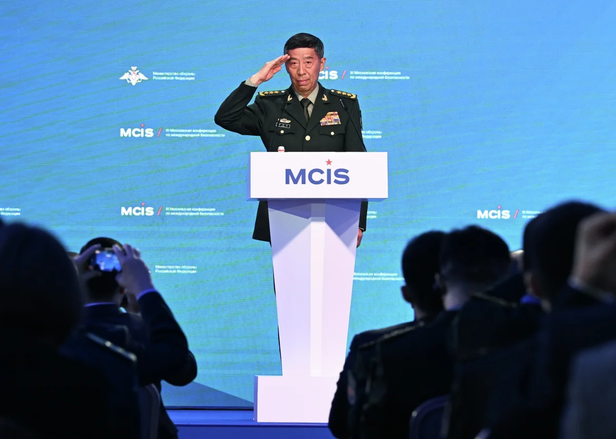Министр обороны Китая прибыл с визитом в Беларусь