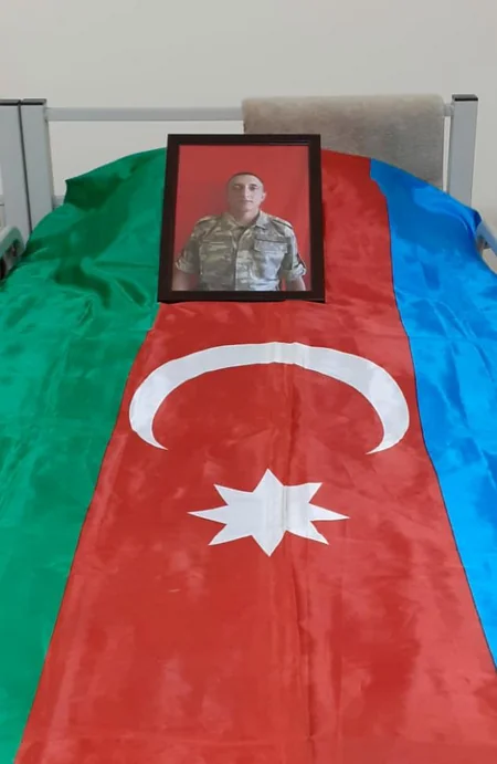 Son nəfəsində silahına sarılan 18 yaşlı xüsusi təyinatlı