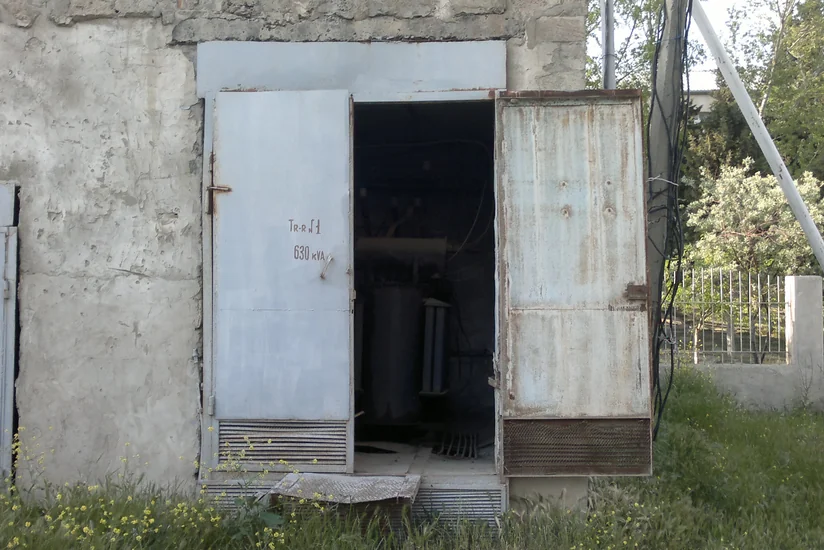 В Баку ребенок получил ожоги в трансформаторной будке