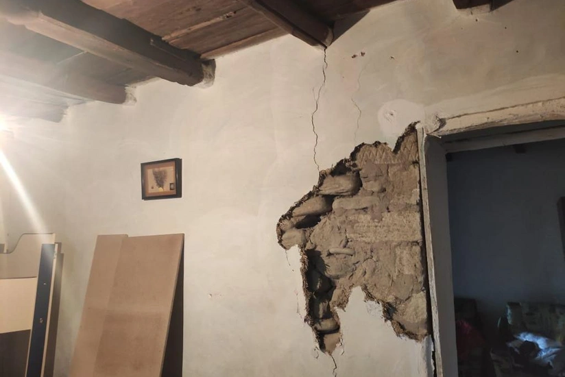 Siyəzəndə torpaq sürüşməsi olub