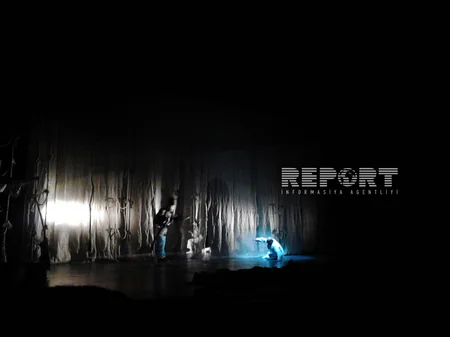 Gənc Tamaşaçılar Teatrı mövsümün son premyerasını təqdim edib