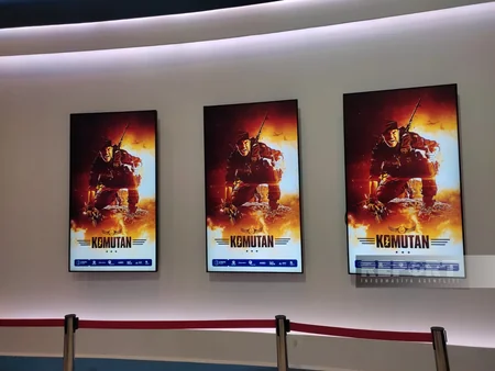 CinemaPlus “Komutan” filminin qəhrəmanları ilə qala gecəsi keçirib