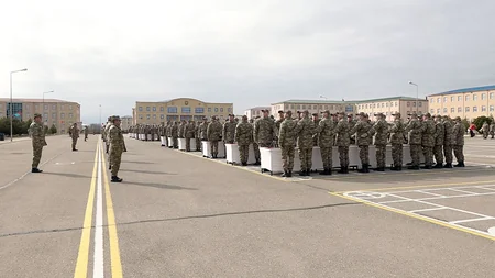 Əlahiddə Ümumqoşun Orduda gənc əsgərlər hərbi andı qəbul ediblər