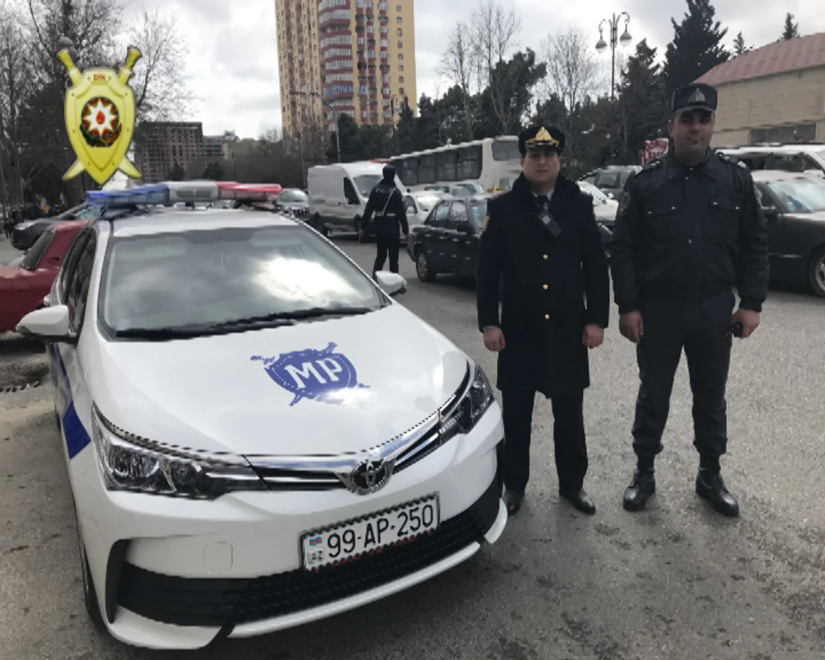 Qadının telefonunu soyğunçuluqla alan şəxsi yaxınlıqdakı polis əməkdaşları zərərsizləşdirib