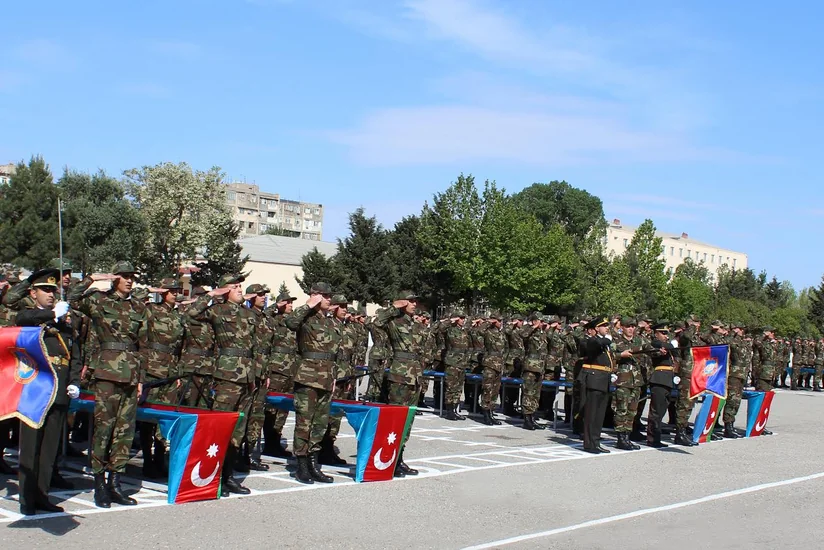 Daxili Qoşunlarda gənc əsgərlərin təntənəli andiçmə mərasimi keçirilib
