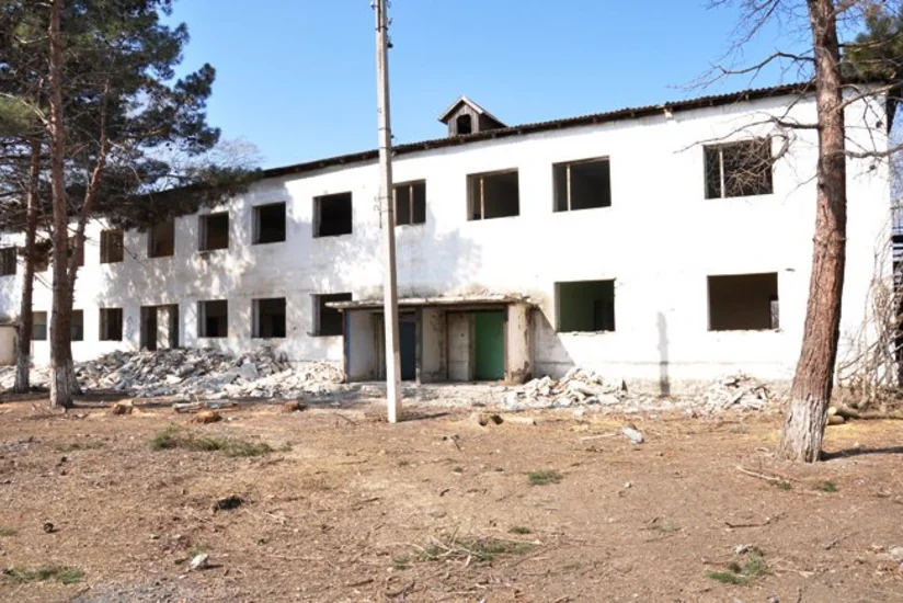 Qəzalı vəziyyətdə olan məktəb və uşaq bağçalarında monitorinq aparılacaq