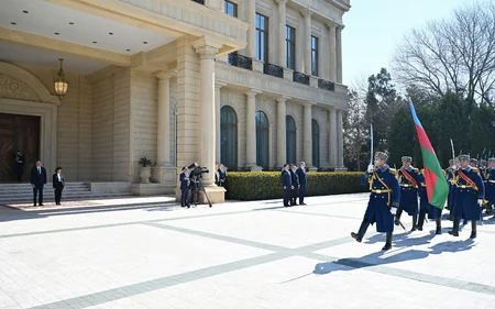 В Баку состоялась церемония официальной встречи президента Северной Македонии