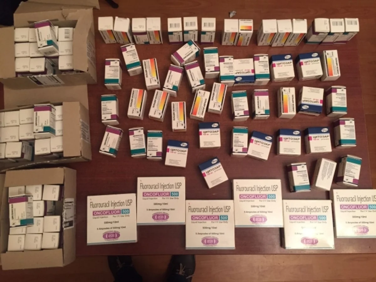 Azərbaycan gömrükçüləri külli miqdarda dərman preparatları aşkar edib