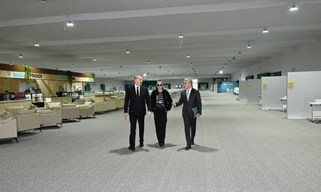 İlham Əliyev Bakı Olimpiya Stadionunun ərazisində COP29-la bağlı yaradılan şəraitlə tanış olub - YENİLƏNİB