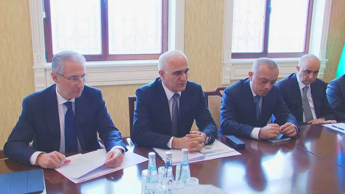 Şahin Mustafayev Naxçıvanda Prezidentin səlahiyyətli nümayəndəsi ilə görüşüb