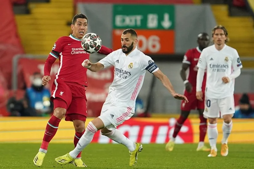 Начало финального матча Лиги чемпионов отложено из-за проблем с безопасностью