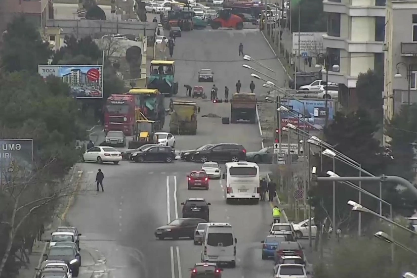 В Хатаинском районе перекрыли дорогу