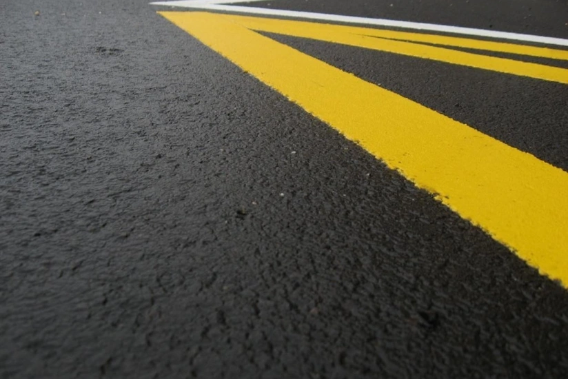 Bakının iki mərkəzi küçəsində xətlərin yenidən rənglənməsi işləri aparılacaq - XƏBƏRDARLIQ