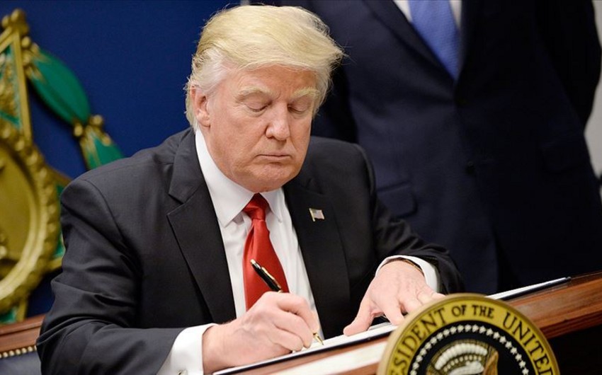 Donald Tramp helikopter insidentinə münasibət bildirib