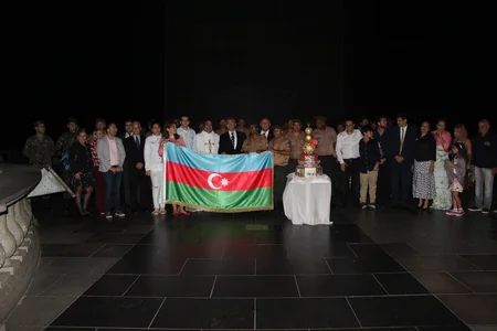 Rio-de-Janeyrodakı İsa Məsih abidəsində AXC-nin yüz illiyi ilə bağlı tədbir keçirilib