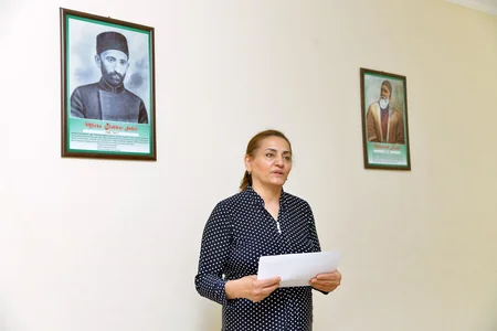 İntihara cəhd edən şagirdin müəllimi: Onu çalışqan, mehriban bir şagird kimi tanıyıram