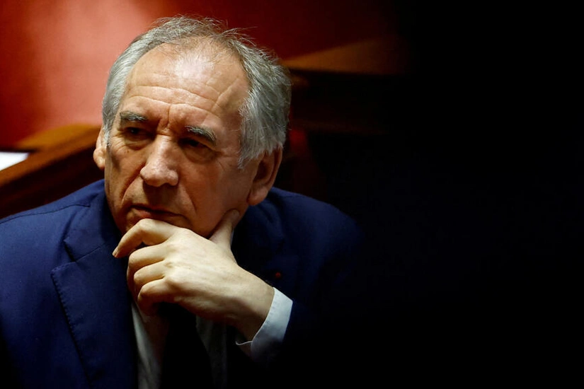 Fransanın Baş naziri parlamentin buraxılması ehtimalını istisna etməyib