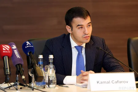  Korrupsiyaya qarşı mübarizə üzrə Komissiyanın katibi Kamal Cəfərov 