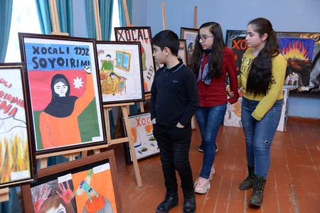Bakı məktəblərində Xocalı soyqırımına dair silsilə tədbirlər keçirilib