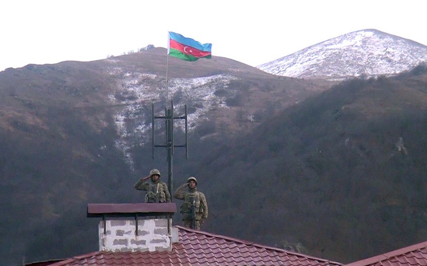 В Кельбаджаре поднят Азербайджанский флаг