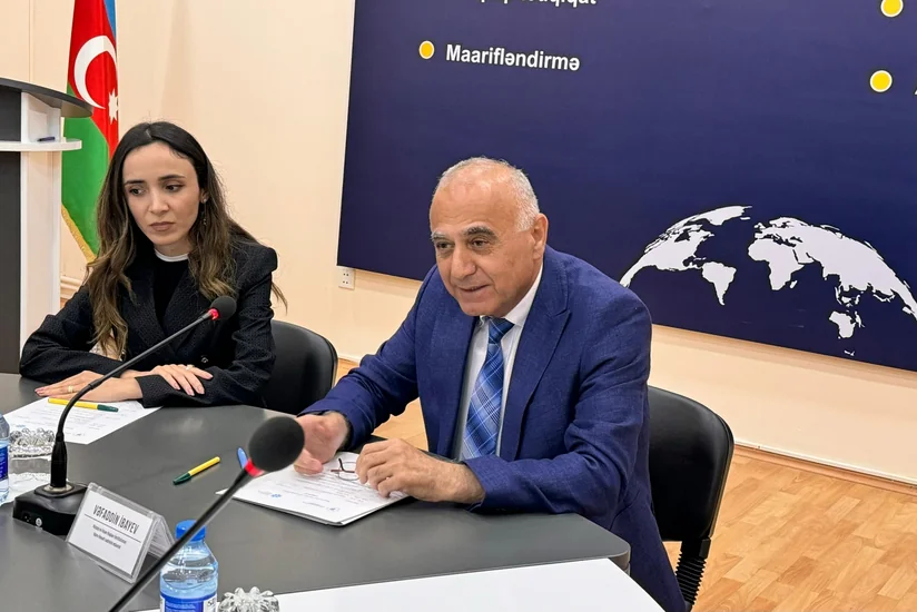 Jurnalistlər “İnsan hüquqları aylığı” çərçivəsində keçirilən təlimdə iştirak ediblər