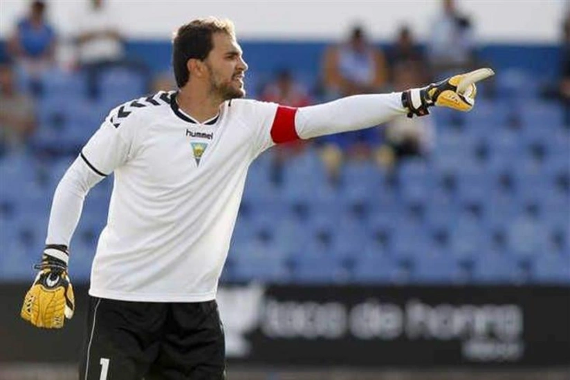 Kamran Ağayevin çıxış etdiyi klub yeni qapıçı alır