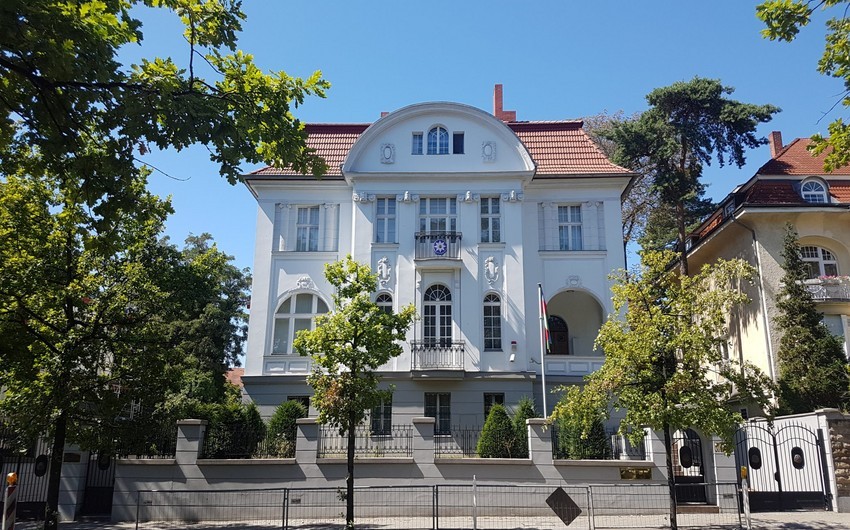 Azərbaycanın Almaniyadakı səfirliyində seçici fəallığı müşahidə edilib