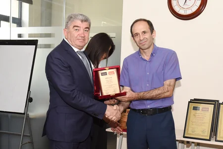 “Report”un əməkdaşı energetika sahəsindən yazan jurnalistlər arasında birinci olub