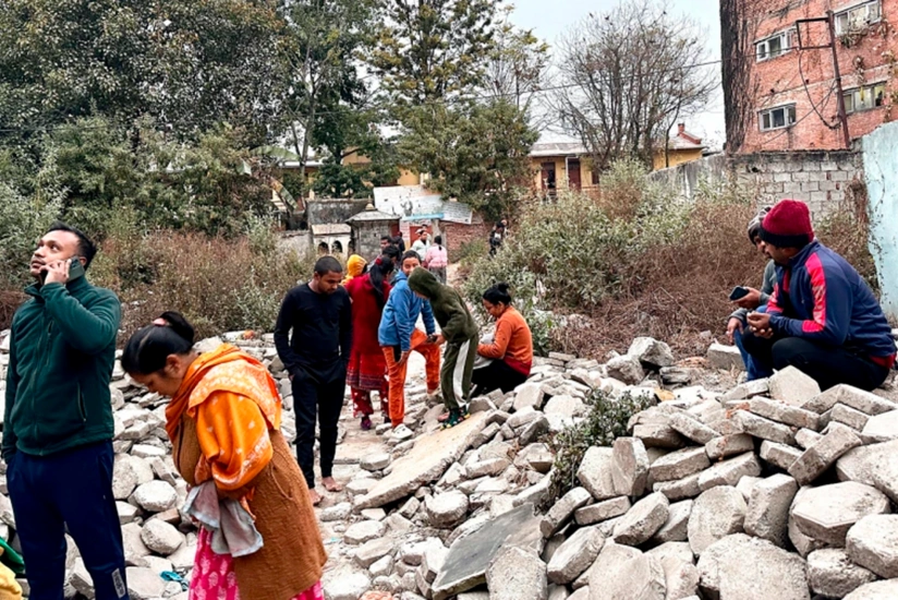 Çində zəlzələ nəticəsində ölənlərin sayı 126-a çatıb