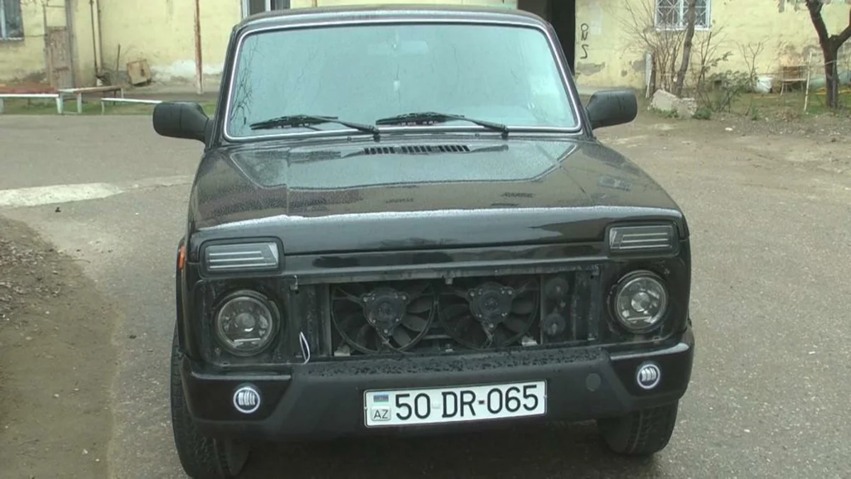 Sumqayıtda avtomobildən oğurluq edilib