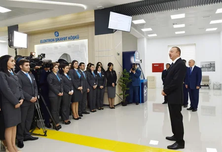 Prezident İlham Əliyev 1 saylı “ASAN Kommunal” Mərkəzinin açılışında iştirak edib