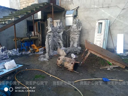 Lənkəranda heykəltaraşlıq emalatxanası yanıb
