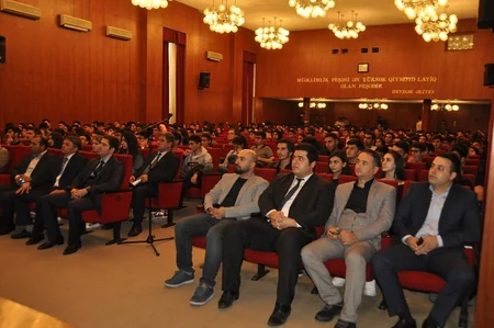 Azərbaycanda tələbələr üçün ilk akademik test mərkəzi açılıb
