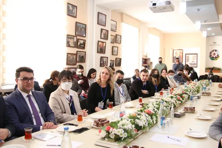 ADU-da XI Beynəlxalq Multikulturalizm Qış Məktəbinin iştirakçıları ilə görüş olub