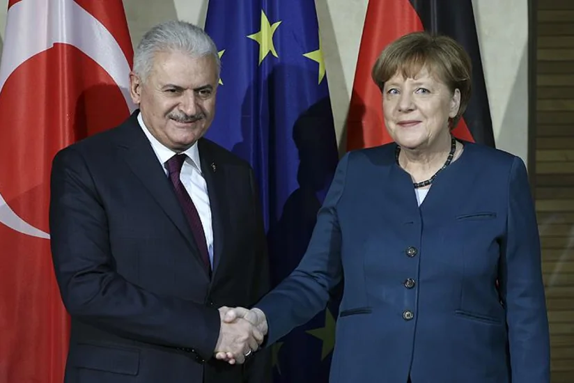 Türkiyənin baş naziri Almaniya kansleri ilə görüşəcək