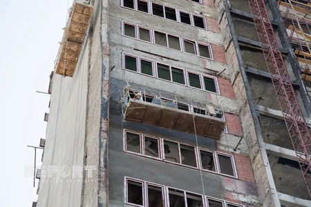 Binəqədidə yanan binada təmir işləri sentyabrda yekunlaşacaq - FOTO